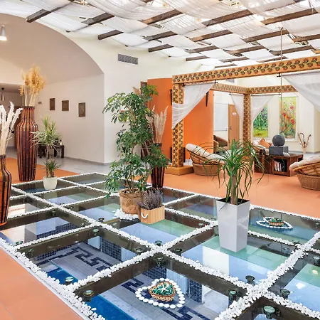 Sol By Melia Palace אתר נופש נסבר