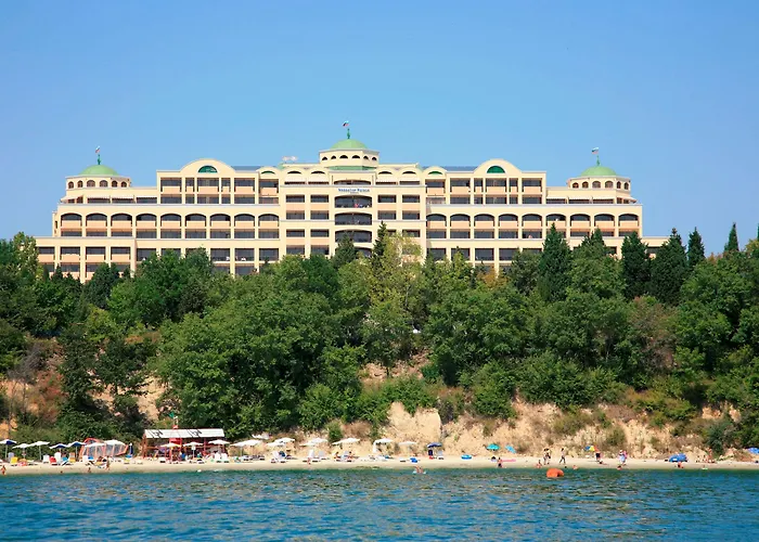 度假村 Sol Palace