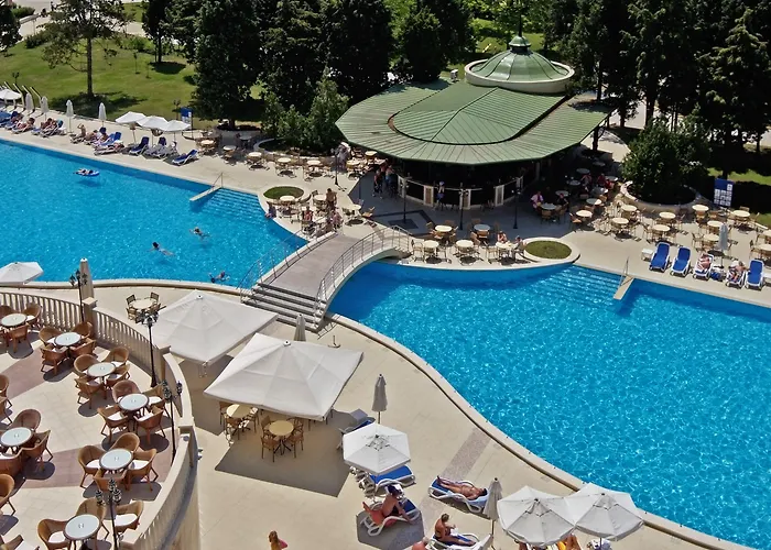 Sol Palace 5* 内塞伯尔