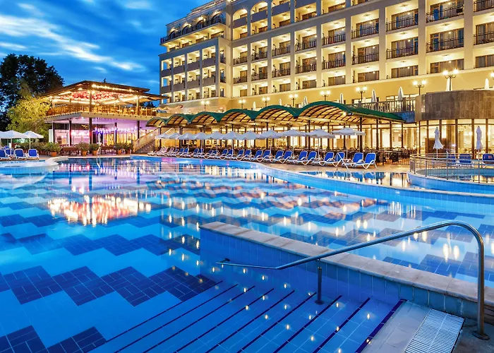 度假村 Sol Palace